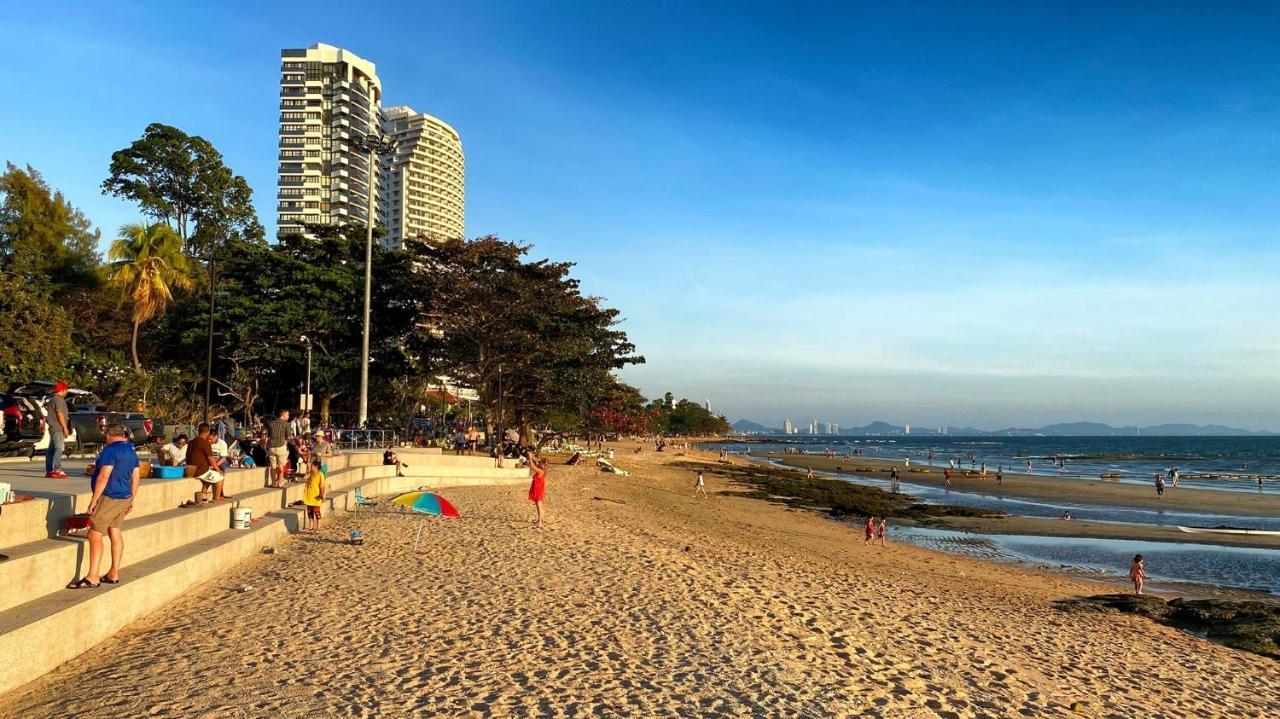 Royal Beach View Pattaya Exterior photo